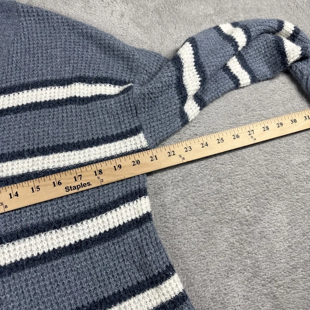 American Eagle V-Neck Sweater Striped Oversized‎ Soft Sweater Size Small